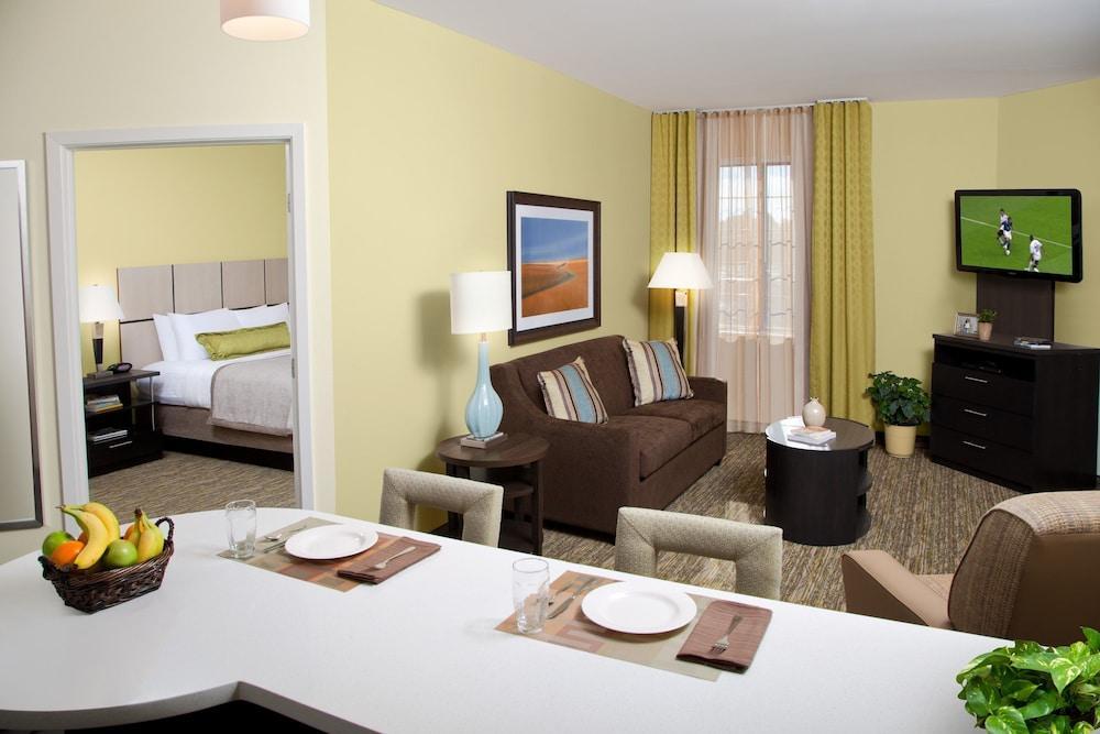 Candlewood Suites - Omaha Millard Area By Ihg Екстериор снимка