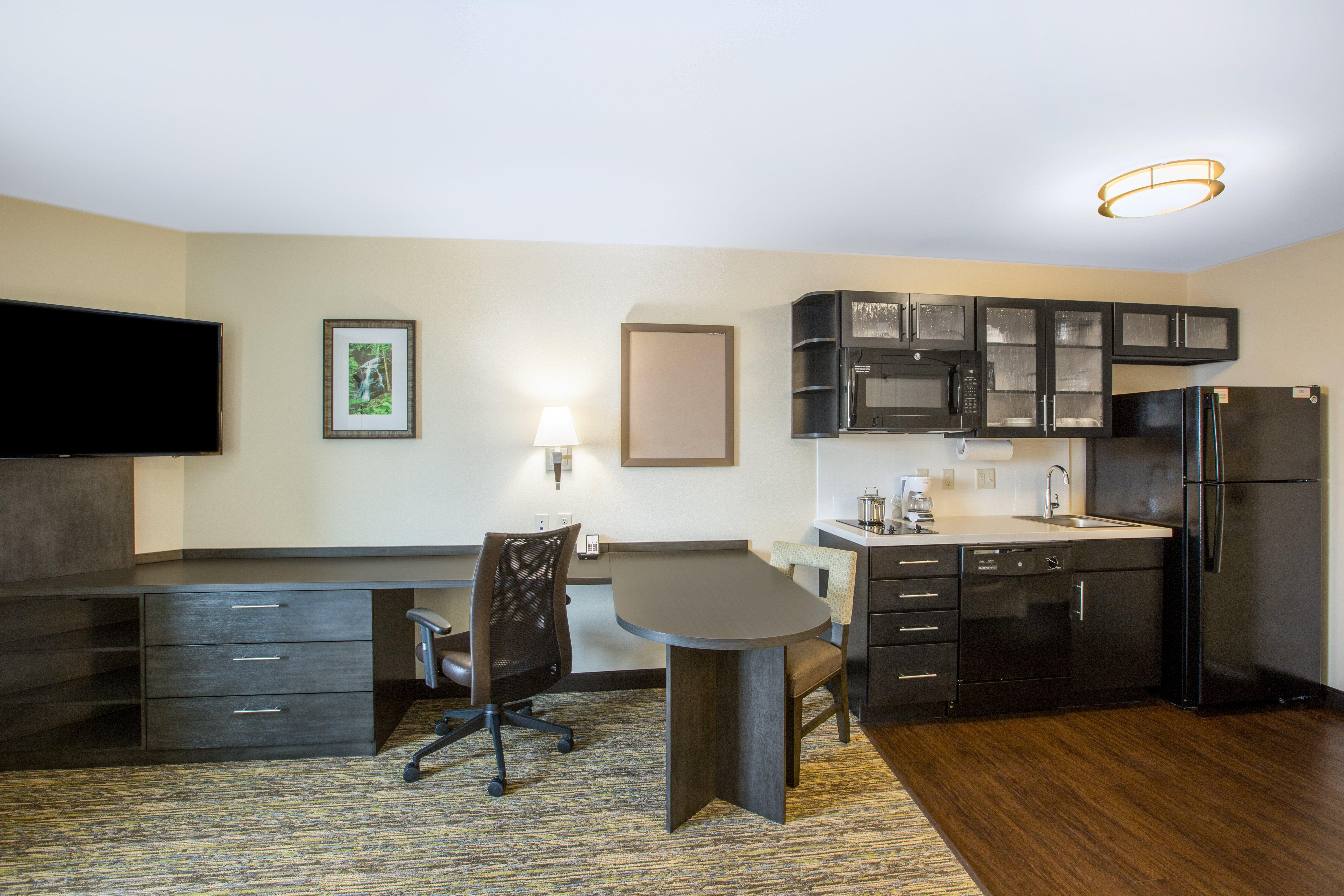 Candlewood Suites - Omaha Millard Area By Ihg Екстериор снимка